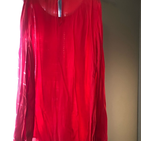 Top - Picture 2 of 2